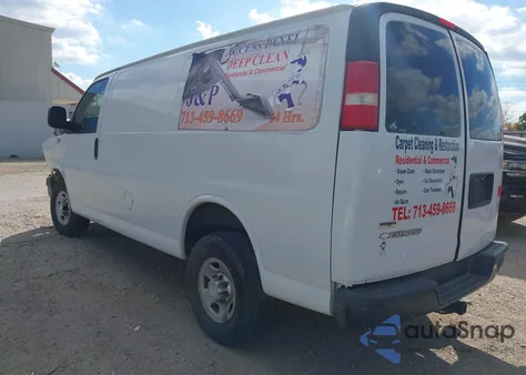 2010 Chevrolet Express 2500 Work Van z USA, uszkodzony, nr VIN 1GCZGFDA4A1118783